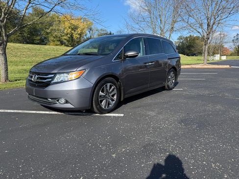 Used 2016 Honda Odyssey Touring Elite image 19