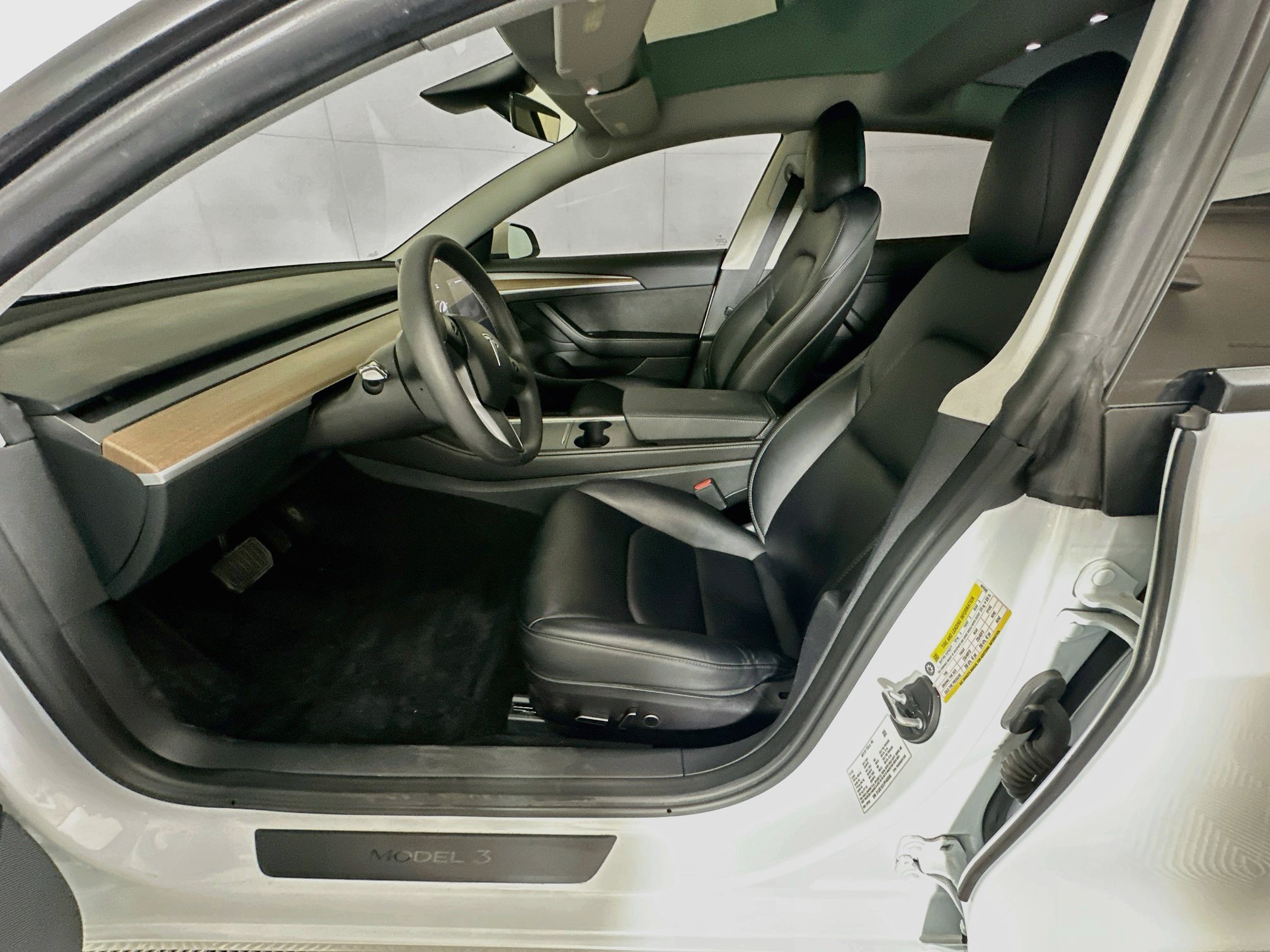 Used 2023 Tesla Model 3 Standard Range RWD image 13