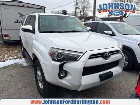 Used 2021 Toyota 4Runner SR5 Premium image 1