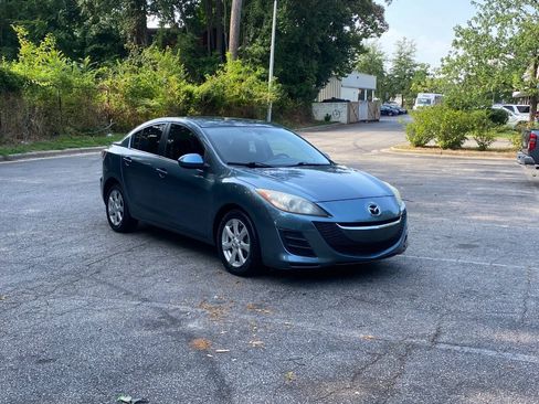Used 2010 MAZDA MAZDA3 i Touring FWD image 3