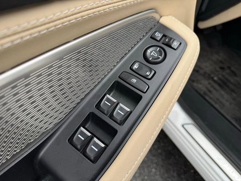 Used 2023 Acura MDX SH-AWD w/ Advance Package image 10