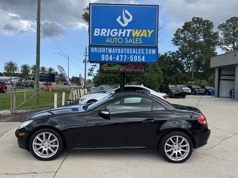 Used 2005 Mercedes-Benz SLK 350 image 2