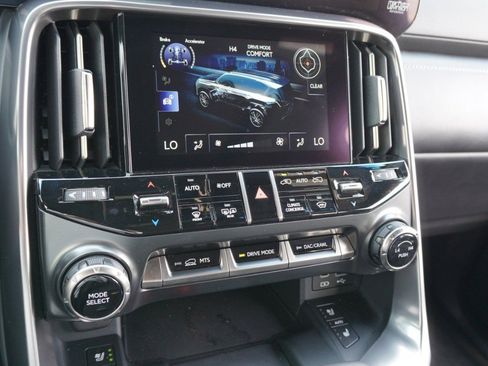 Certified 2024 Lexus LX 600 LX 600 Premium w/ Appearance Package image 17