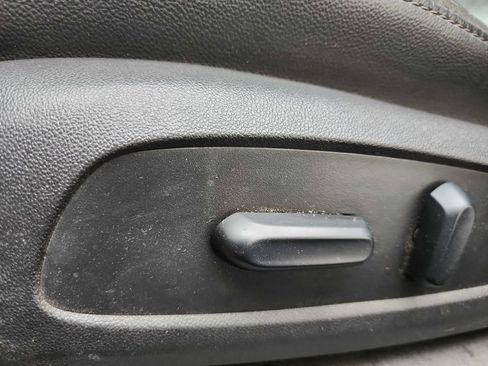 Used 2017 Chevrolet Cruze LT w/ Convenience Package image 15