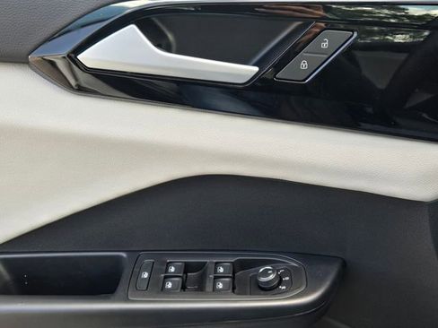 New 2026 Volkswagen Taos S FWD image 27
