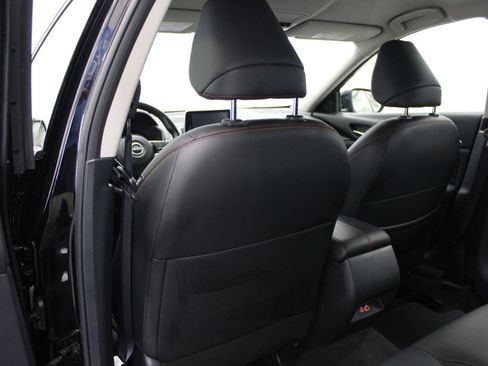 Used 2023 Nissan Altima 2.5 SR AWD/4WD image 18