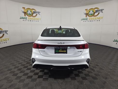 Used 2024 Kia Forte GT-Line w/ GT-Line Premium Package FWD image 9