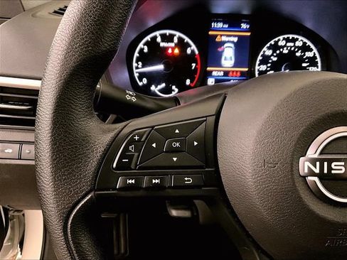 Used 2023 Nissan Altima 2.5 S FWD image 17