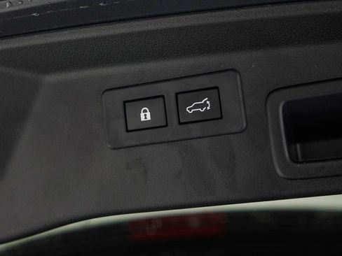 New 2026 Subaru Outback Limited image 9