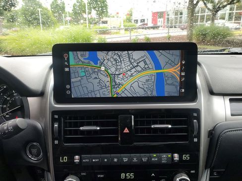 Used 2023 Lexus GX 460 Luxury w/ Accessory Package AWD/4WD image 28