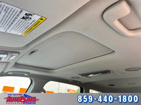 Used 2025 Kia Telluride S AWD/4WD image 30