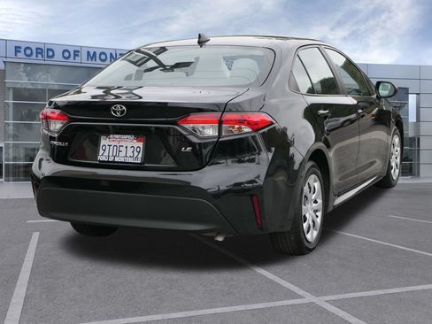 Used 2024 Toyota Corolla LE FWD image 4