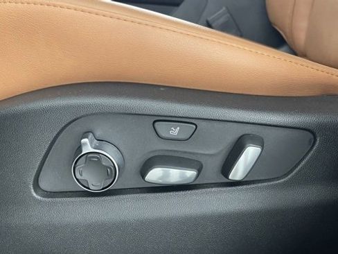 Used 2023 Cadillac XT4 Sport image 35