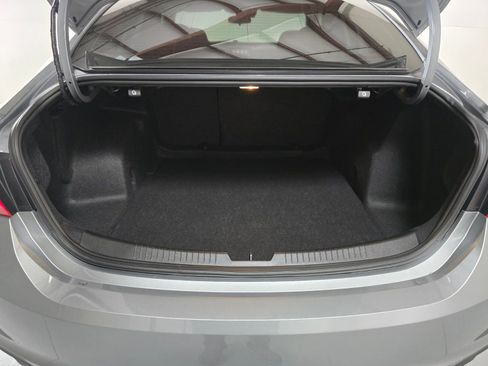 Used 2023 Chevrolet Malibu LT image 18