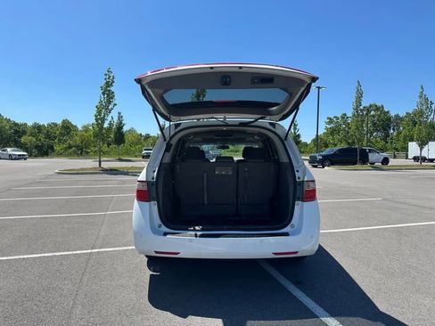 Used 2011 Honda Odyssey Touring image 16
