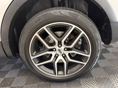 Used 2019 Ford Explorer Sport w/ Equipment Group 401A AWD/4WD image 46