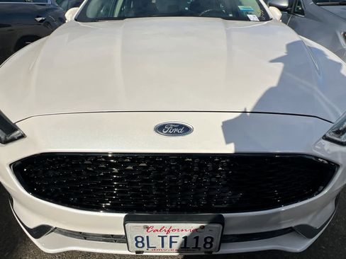 Used 2019 Ford Fusion Energi Titanium FWD image 12