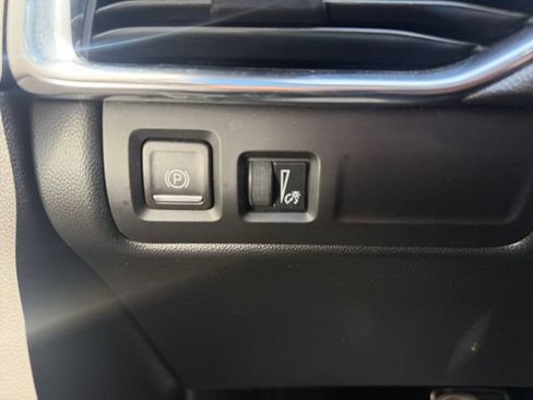 Used 2023 Cadillac XT4 Sport w/ Cold Weather Package FWD image 12