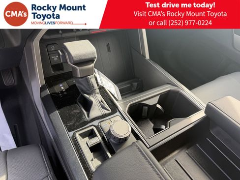 New 2026 Toyota Tundra SR5 AWD/4WD image 17