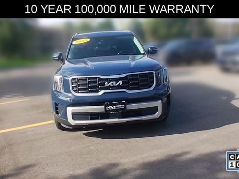 Used 2025 Kia Telluride S AWD/4WD image 6