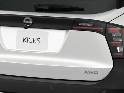 New 2026 Nissan Kicks SV w/ SV Premium Package AWD/4WD image 11