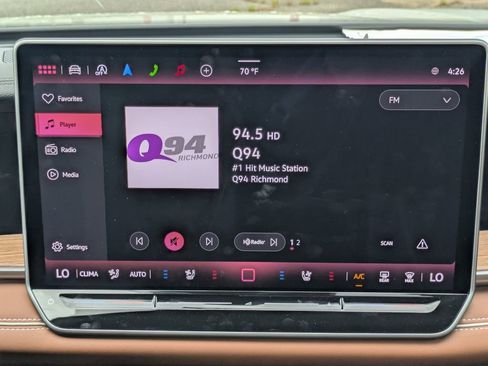 New 2026 Volkswagen Tiguan SEL R-Line AWD/4WD image 17