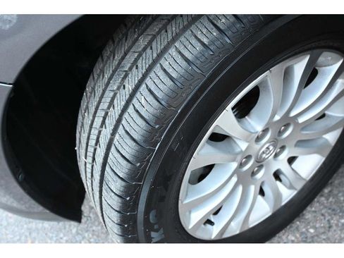 Used 2014 Toyota Sienna XLE image 11