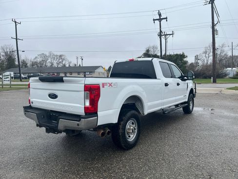 Used 2019 Ford F350 XL w/ Power Equipment Group image 5