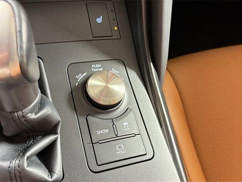Certified 2025 Lexus IS 350 F Sport image 23