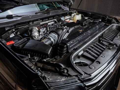 Used 2024 Chevrolet Silverado 2500 LTZ w/ LTZ Plus Package image 40