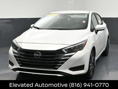 Certified 2025 Nissan Versa SV w/ Trunk Package FWD image 3