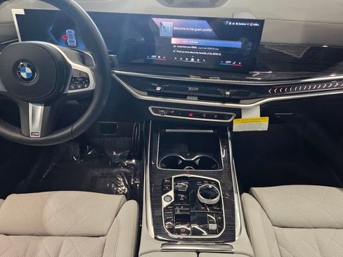 New 2026 BMW X7 xDrive40i w/ M Sport Package image 15