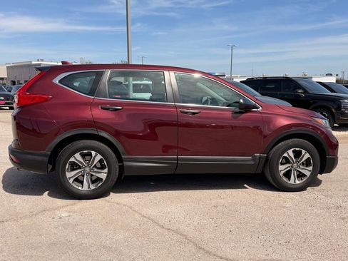 Used 2017 Honda CR-V LX image 8