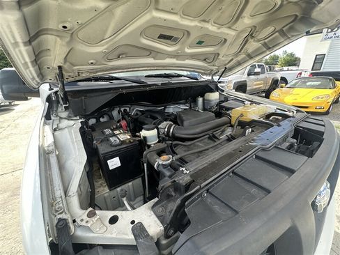 Used 2014 Nissan NV 2500 S w/ Side & Curtain Airbag Package RWD image 16