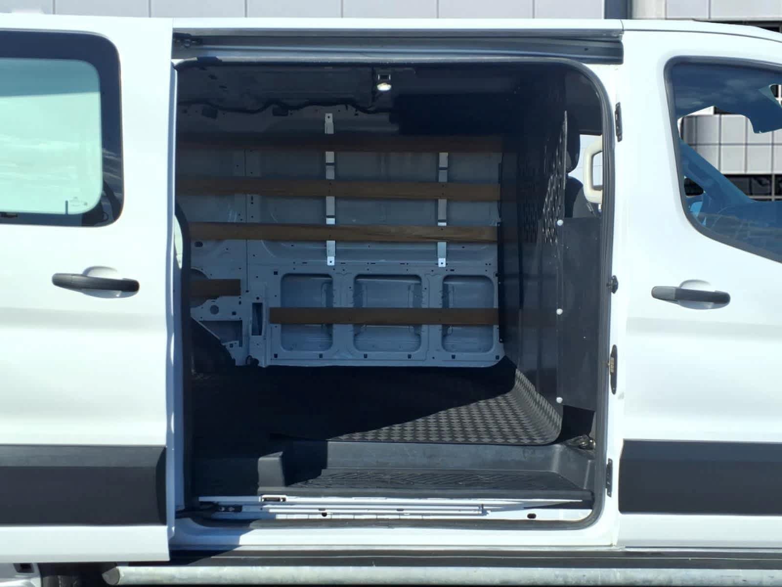 Used 2025 Ford Transit 250 Low Roof w/ Exterior Upgrade Package RWD image 12