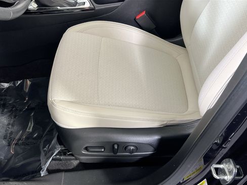 Used 2021 Buick Encore GX Select w/ Experience Buick Package image 18