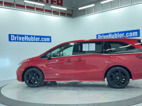 Used 2023 Honda Odyssey Sport image 8