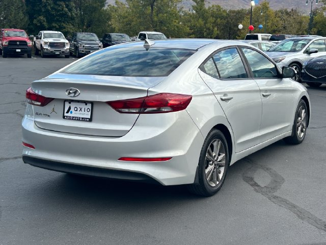 Used 2018 Hyundai Elantra SEL w/ Winter Weather Package FWD image 3