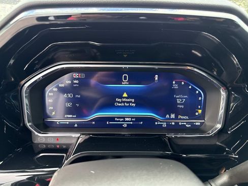 Used 2024 Chevrolet Silverado 2500 LT image 37