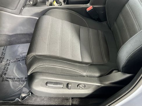 Used 2022 Honda CR-V EX image 18