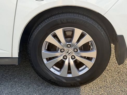 Used 2016 Honda Odyssey EX-L image 33