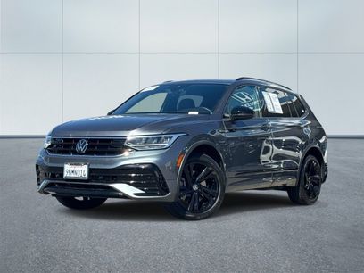 Certified 2024 Volkswagen Tiguan SE R-Line