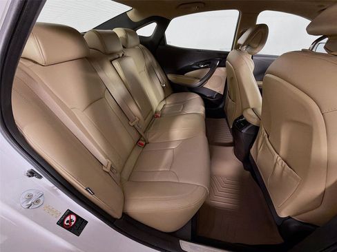 Used 2012 Hyundai Azera w/ Technology Pkg FWD image 28