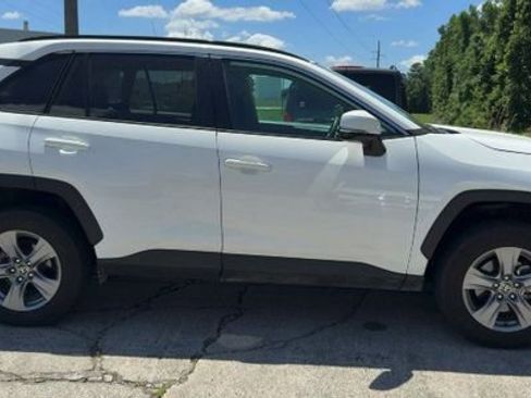 Used 2024 Toyota RAV4 XLE AWD/4WD image 13