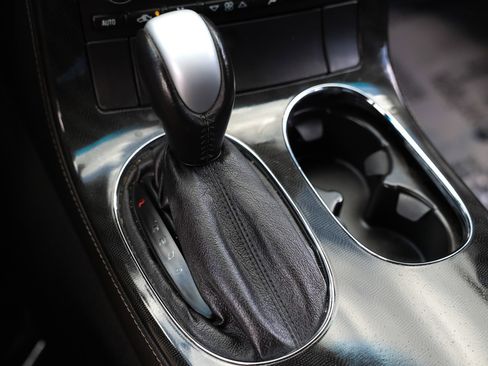 Used 2012 Chevrolet Corvette Coupe RWD image 40