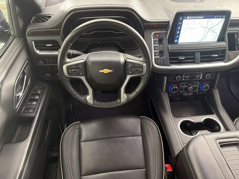 Used 2024 Chevrolet Tahoe Premier w/ Premium Package RWD image 28