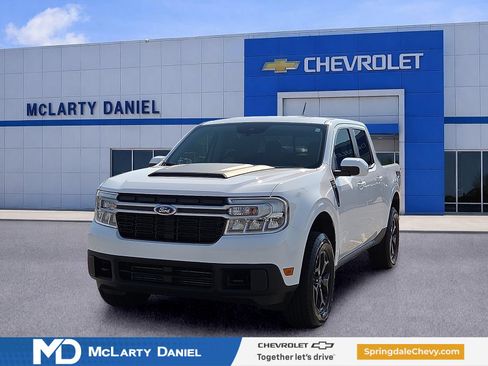Used 2022 Ford Maverick Lariat w/ Equipment Group 500A Standard AWD/4WD image 2
