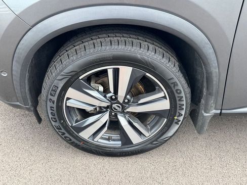 Used 2023 Nissan Rogue SL w/ SL Premium Package FWD image 20