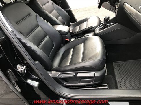 Used 2017 Volkswagen Jetta SE FWD image 21