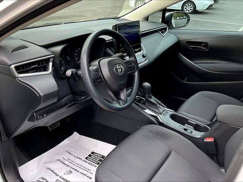 Used 2023 Toyota Corolla LE image 17